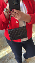Lade das Bild in den Galerie-Viewer, CHANEL WOC