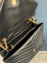 Lade das Bild in den Galerie-Viewer, YSL LOULOU LARGE