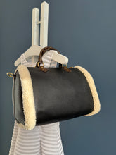 Lade das Bild in den Galerie-Viewer, LOUIS VUITTON TEDDY SPEEDY 30