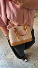 Lade das Bild in den Galerie-Viewer, LOUIS VUITTON ALMA BB