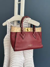 Lade das Bild in den Galerie-Viewer, LOUIS VUITTON ON MY SIDE PM