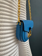Lade das Bild in den Galerie-Viewer, MCM PATRICIA CROSSBODY