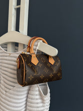 Lade das Bild in den Galerie-Viewer, LOUIS VUITTON NANO SPEEDY