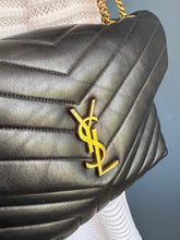 Lade das Bild in den Galerie-Viewer, YSL LOULOU MEDIUM