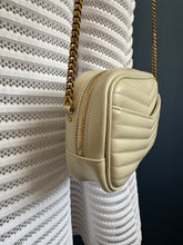 Lade das Bild in den Galerie-Viewer, YSL MINI LOU