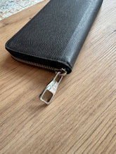 Lade das Bild in den Galerie-Viewer, LOUIS VUITTON ZIPPY VERTICAL
