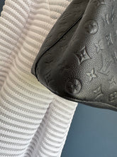 Lade das Bild in den Galerie-Viewer, LOUIS VUITTON NÉONOÉ EMPREINTE