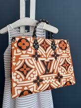Lade das Bild in den Galerie-Viewer, LOUIS VUITTON ONTHEGO GM CRAFTY