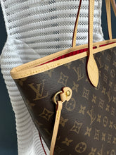 Lade das Bild in den Galerie-Viewer, LOUIS VUITTON NEVERFULL MM