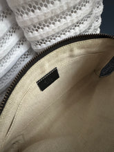 Lade das Bild in den Galerie-Viewer, GUCCI CROSSBODY / CLUTCH