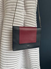 Lade das Bild in den Galerie-Viewer, CÉLINE FRAME EVENING CLUTCH