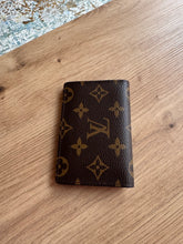 Lade das Bild in den Galerie-Viewer, LOUIS VUITTON CARDHOLDER