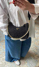 Lade das Bild in den Galerie-Viewer, PRADA RE-EDITION 2005 BAG