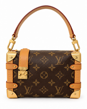 Lade das Bild in den Galerie-Viewer, LOUIS VUITTON SIDE TRUNK PM