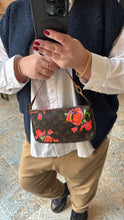 Lade das Bild in den Galerie-Viewer, LOUIS VUITTON POCHETTE ACCESSOIRES