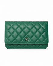 Lade das Bild in den Galerie-Viewer, CHANEL WOC