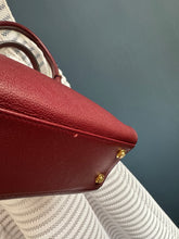 Lade das Bild in den Galerie-Viewer, LOUIS VUITTON ON MY SIDE PM