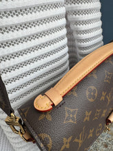 Lade das Bild in den Galerie-Viewer, LOUIS VUITTON MÉTIS