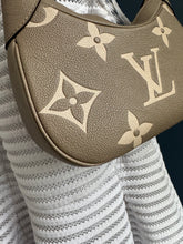 Lade das Bild in den Galerie-Viewer, LOUIS VUITTON BAGATELLE
