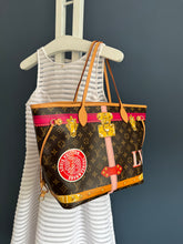 Lade das Bild in den Galerie-Viewer, LOUIS VUITTON NEVERFULL SUMMER TRUNK
