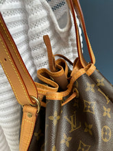 Lade das Bild in den Galerie-Viewer, LOUIS VUITTON NOÉ GRANDE
