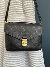 Lade das Bild in den Galerie-Viewer, LOUIS VUITTON MÉTIS EMPREINTE

