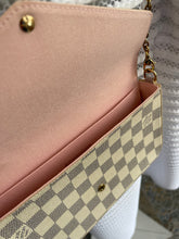 Lade das Bild in den Galerie-Viewer, LOUIS VUITTON FÉLICIE
