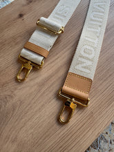 Lade das Bild in den Galerie-Viewer, LOUIS VUITTON SCHULTERRIEMEN
