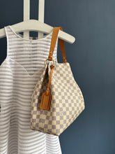 Lade das Bild in den Galerie-Viewer, LOUIS VUITTON GRACEFUL MM
