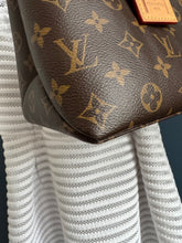 Lade das Bild in den Galerie-Viewer, LOUIS VUITTON GRAND PALAIS
