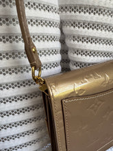 Lade das Bild in den Galerie-Viewer, LOUIS VUITTON ROSSMORE WOC
