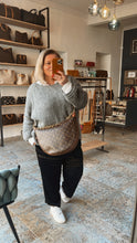 Lade das Bild in den Galerie-Viewer, LOUIS VUITTON LOOP HOBO
