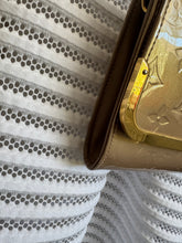 Lade das Bild in den Galerie-Viewer, LOUIS VUITTON ROSSMORE WOC
