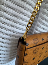 Lade das Bild in den Galerie-Viewer, MCM TRACY
