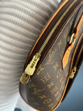 Lade das Bild in den Galerie-Viewer, LOUIS VUITTON ELLIPSE GM
