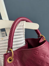 Lade das Bild in den Galerie-Viewer, LOUIS VUITTON ARTSY
