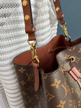 Lade das Bild in den Galerie-Viewer, LOUISS VUITTON NÉONOÉ
