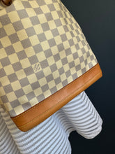 Lade das Bild in den Galerie-Viewer, LOUIS VUITTON NOÉ GRANDE
