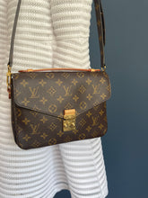 Lade das Bild in den Galerie-Viewer, LOUIS VUITTON MÉTIS
