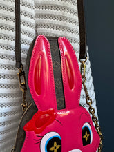 Lade das Bild in den Galerie-Viewer, LOUIS VUITTON X SUN YITIAN RABBIT
