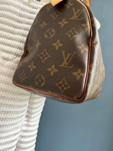 Lade das Bild in den Galerie-Viewer, LOUIS VUITTON SPEEDY 25
