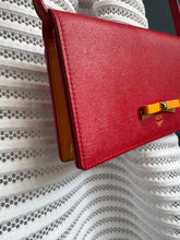 Lade das Bild in den Galerie-Viewer, MCM CLUTCH / WOC
