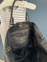Lade das Bild in den Galerie-Viewer, PRADA VITELLO DAINO SHOPPER
