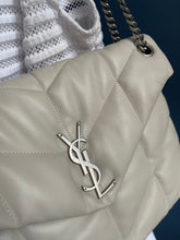 Lade das Bild in den Galerie-Viewer, YSL PUFFER MEDIUM
