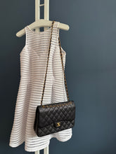 Lade das Bild in den Galerie-Viewer, CHANEL DOUBLE FLAP JUMBO
