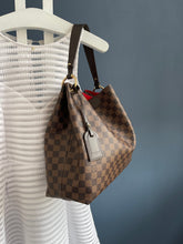 Lade das Bild in den Galerie-Viewer, LOUIS VUITTON GRACEFUL MM
