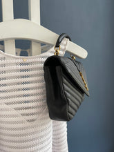 Lade das Bild in den Galerie-Viewer, YSL COLLEGE MEDIUM
