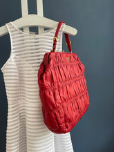 Lade das Bild in den Galerie-Viewer, PRADA NAPPALEDER SHOPPER
