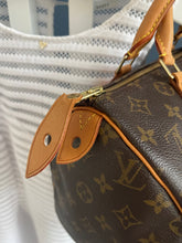 Lade das Bild in den Galerie-Viewer, LOUIS VUITTON SPEEDY 30
