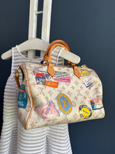 Lade das Bild in den Galerie-Viewer, LOUIS VUITTON SPEEDY SOFT FLIGHT COLLECTION
